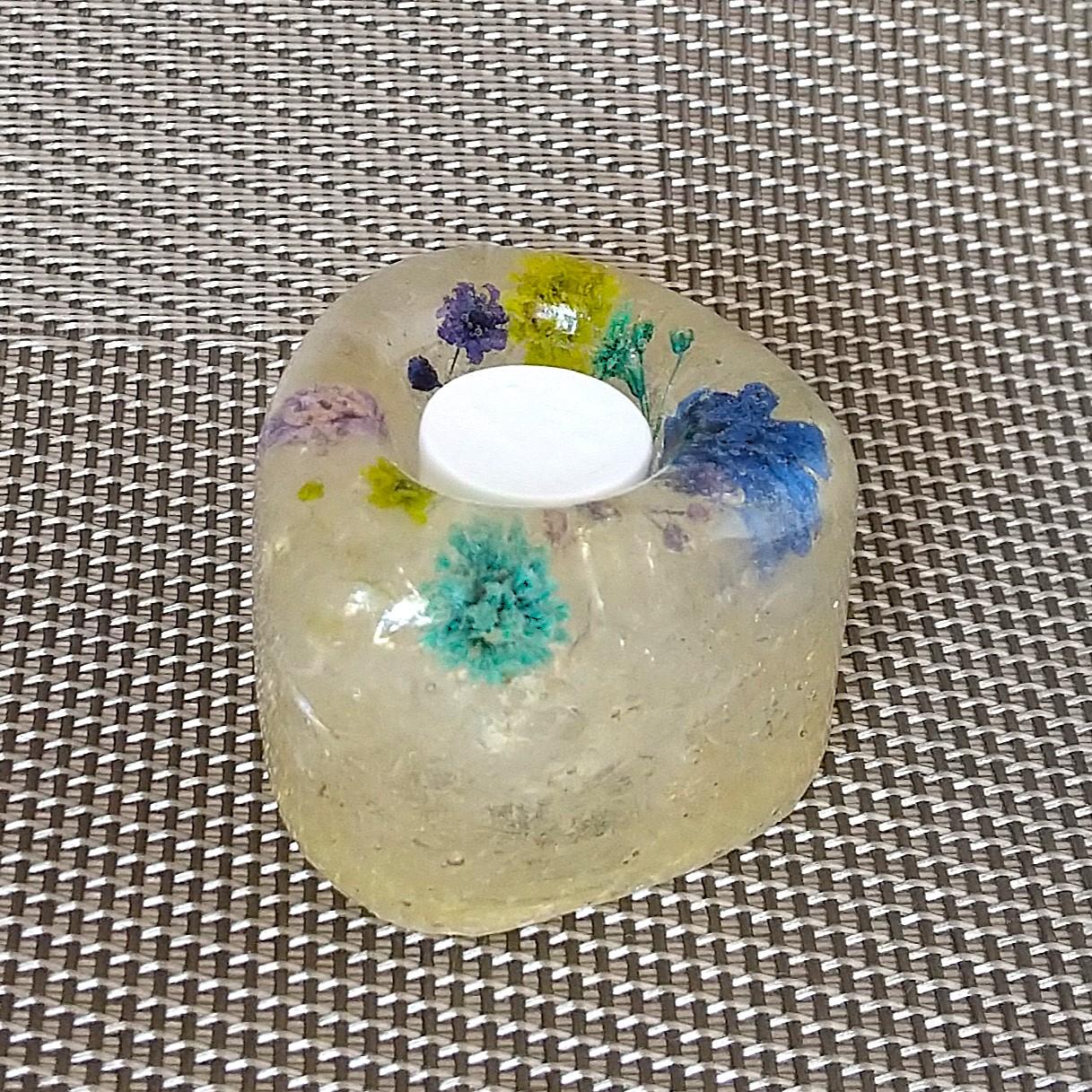 天然石とレジンのペン立て・歯ブラシ立て -さんかく型- 【ヒマラヤ水晶/青系ドライフラワー】 | 3枚目